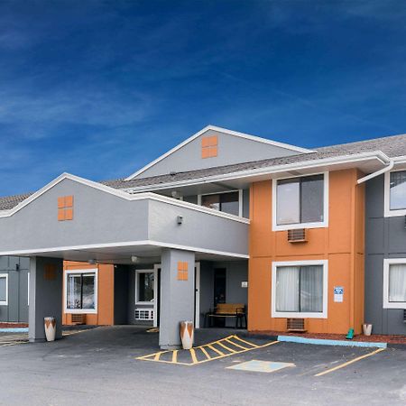 Super 8 By Wyndham Rochester Mayo Clinic Area Luaran gambar
