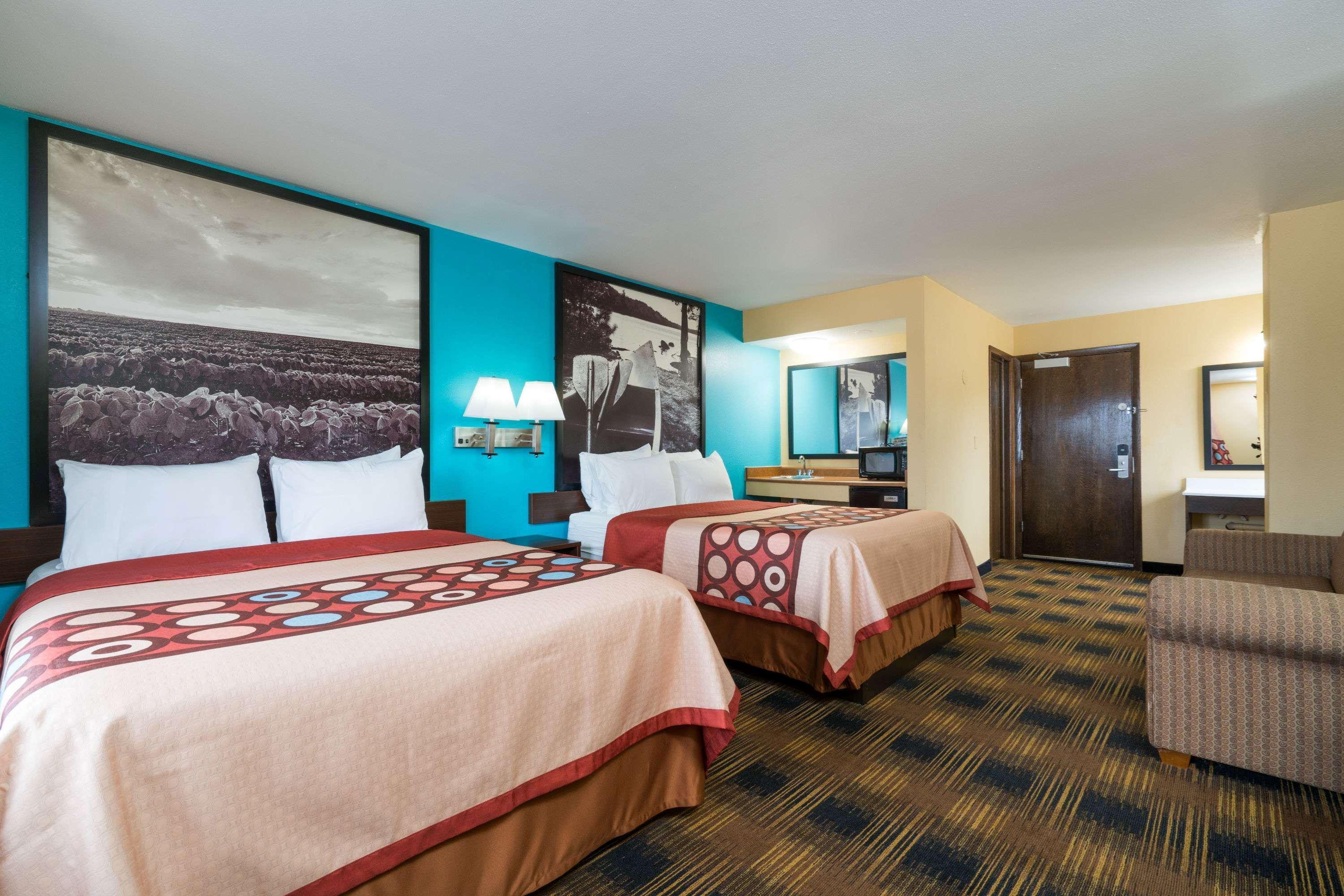 Super 8 By Wyndham Rochester Mayo Clinic Area Luaran gambar