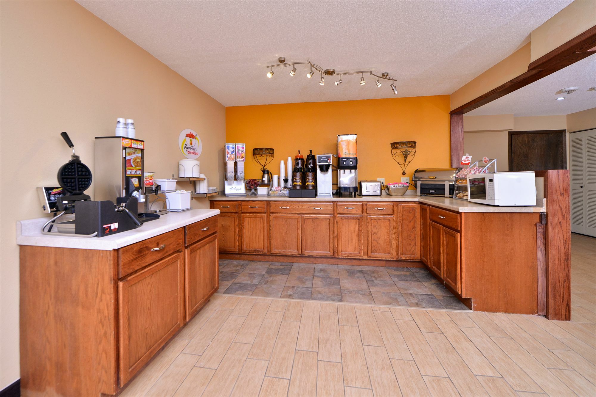 Super 8 By Wyndham Rochester Mayo Clinic Area Luaran gambar